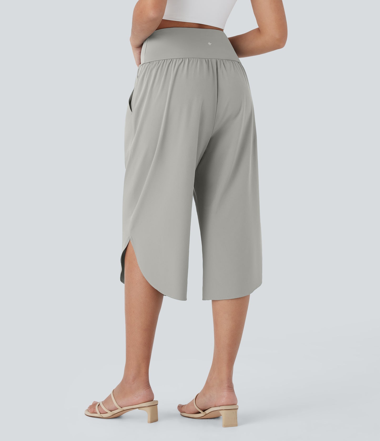 High Waisted Crossover Pocket Quick Dry Capri Pants