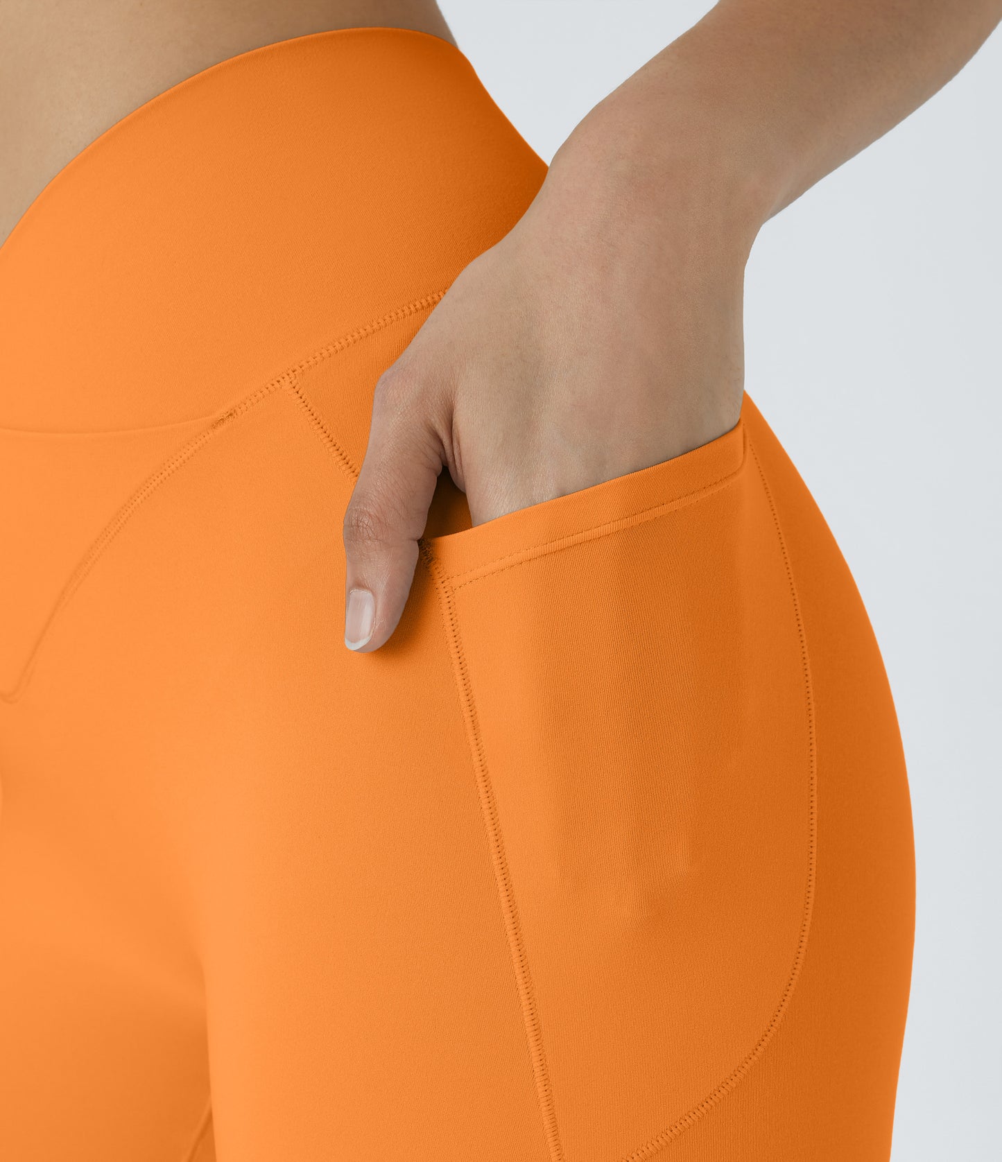 High Waisted Crossover Pocket Yoga Biker Shorts 7"-UPF50+