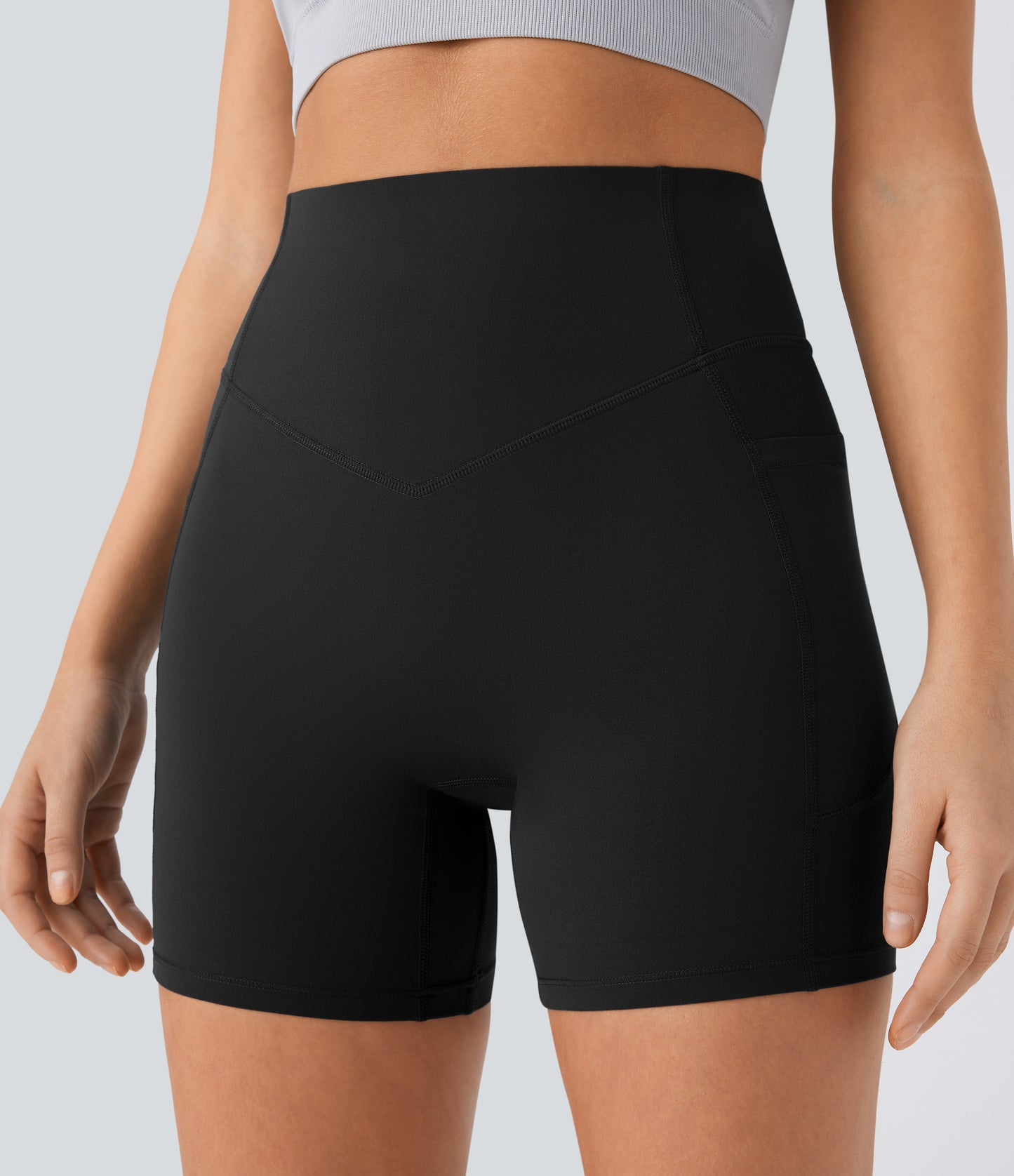 High Waisted Scrunch Butt Lifting Tummy Control Side Pocket Shaping Workout Biker Shorts 5''
