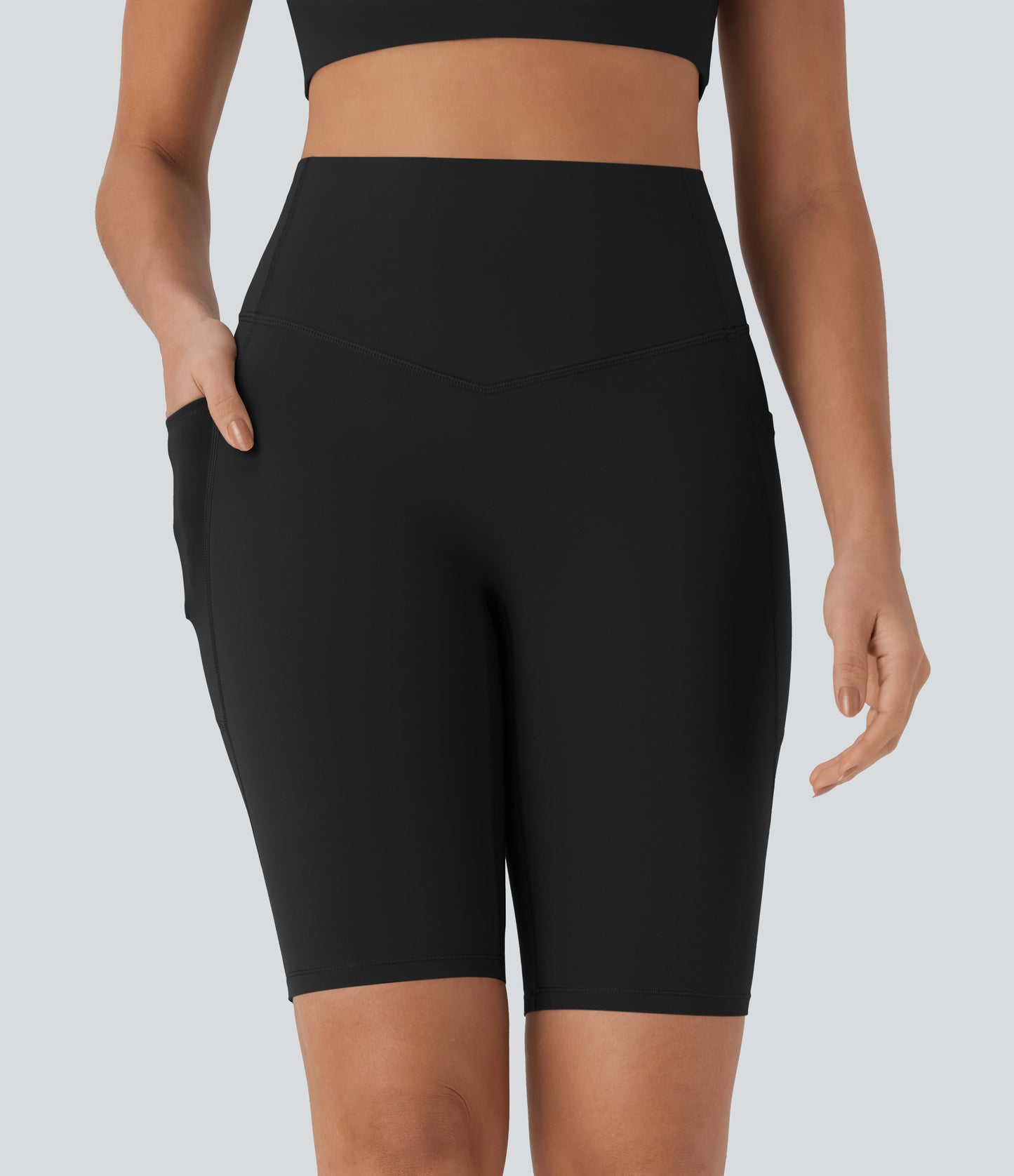 Short cycliste taille haute avec poches gainantes et effet gainant, 23 cm