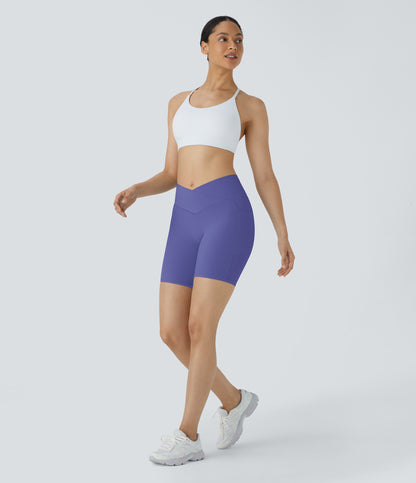 Høy midje, krysslommer i yoga-biker-shorts, 18 cm – UPF50+