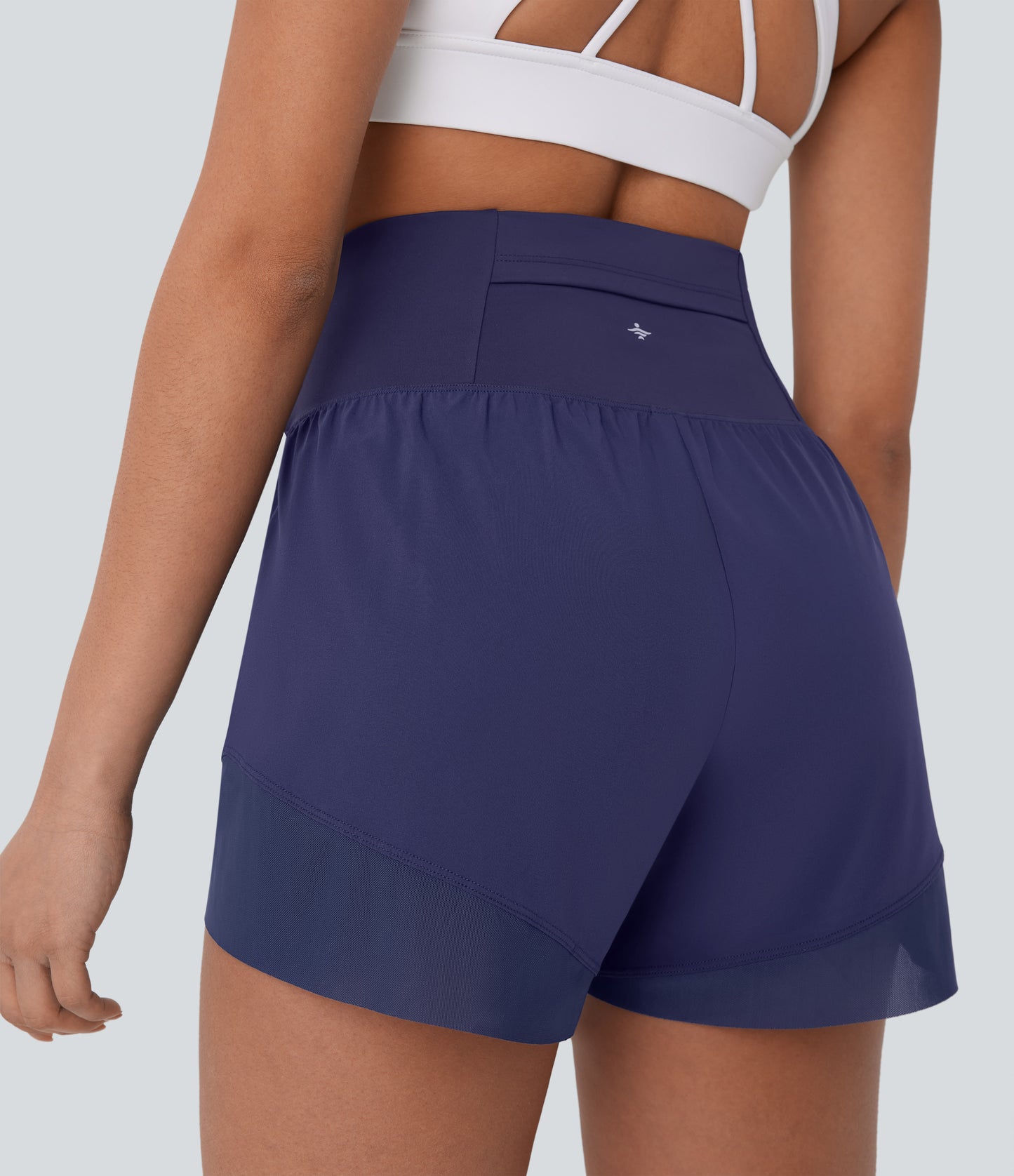 Schnelltrocknende Yoga-Shorts mit hoher Taille, überkreuztem Saum und Tasche