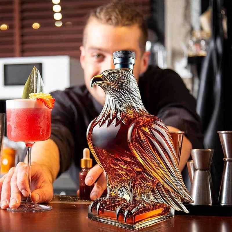 Eagle Whiskey Bottle🦅A Bold Symbol of Craftsmanship, Power, and Freedom