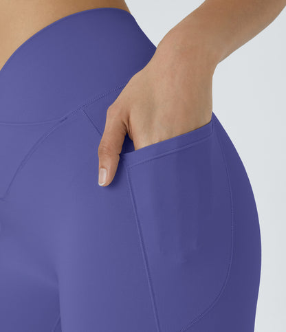 Høy midje, krysslommer i yoga-biker-shorts, 18 cm – UPF50+