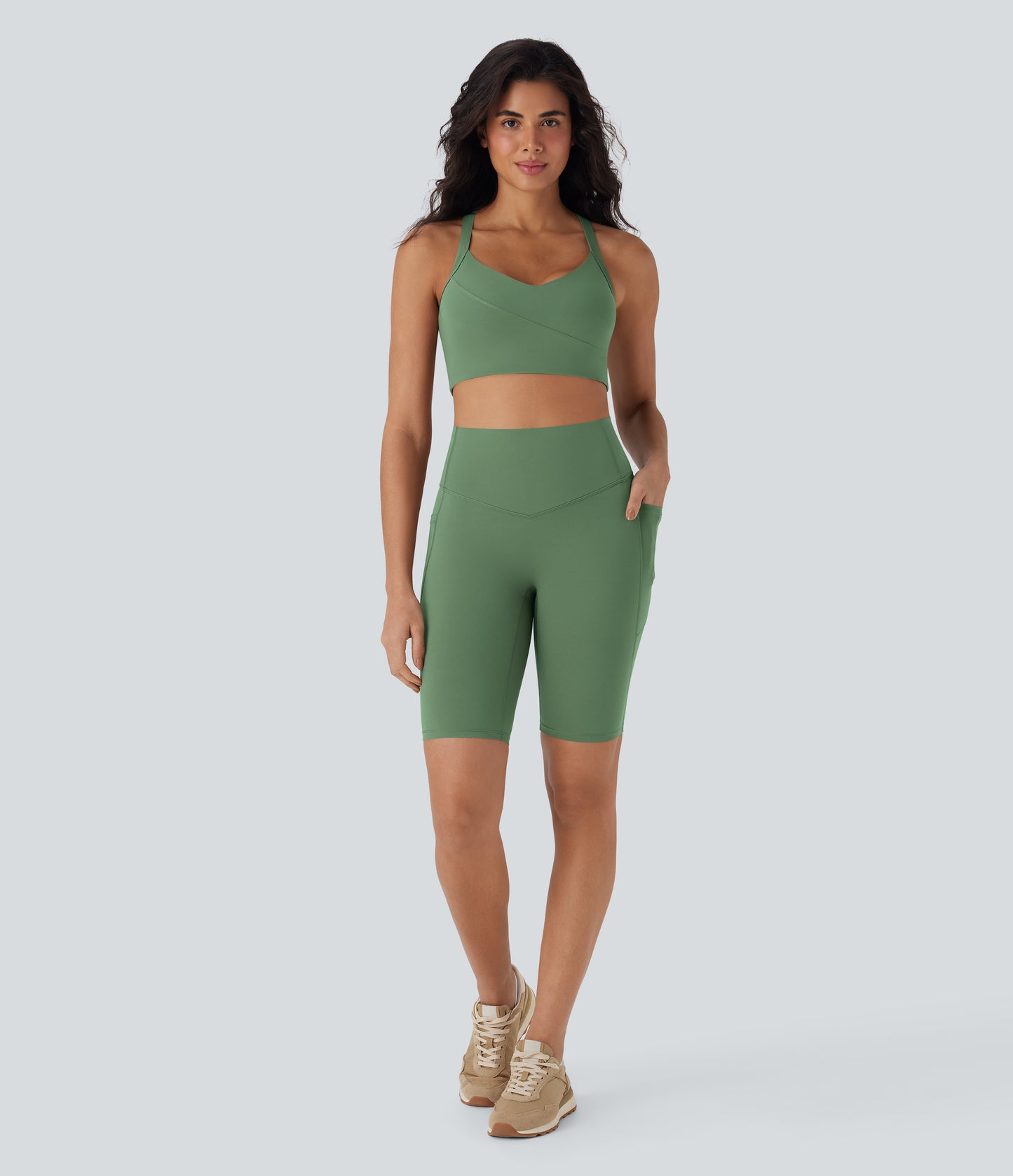 Short cycliste taille haute avec poches gainantes et effet gainant, 23 cm 