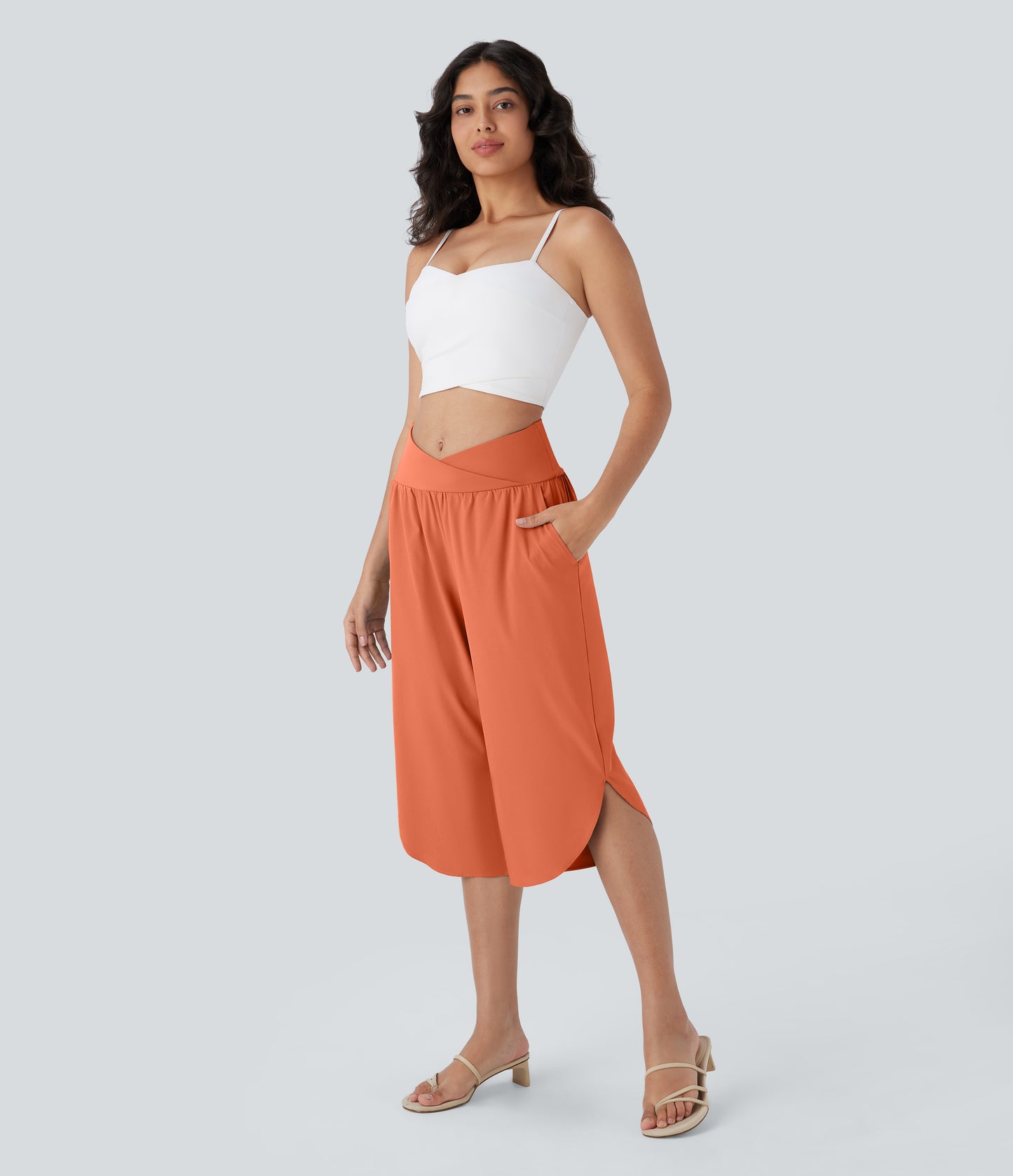 High Waisted Crossover Pocket Quick Dry Capri Pants