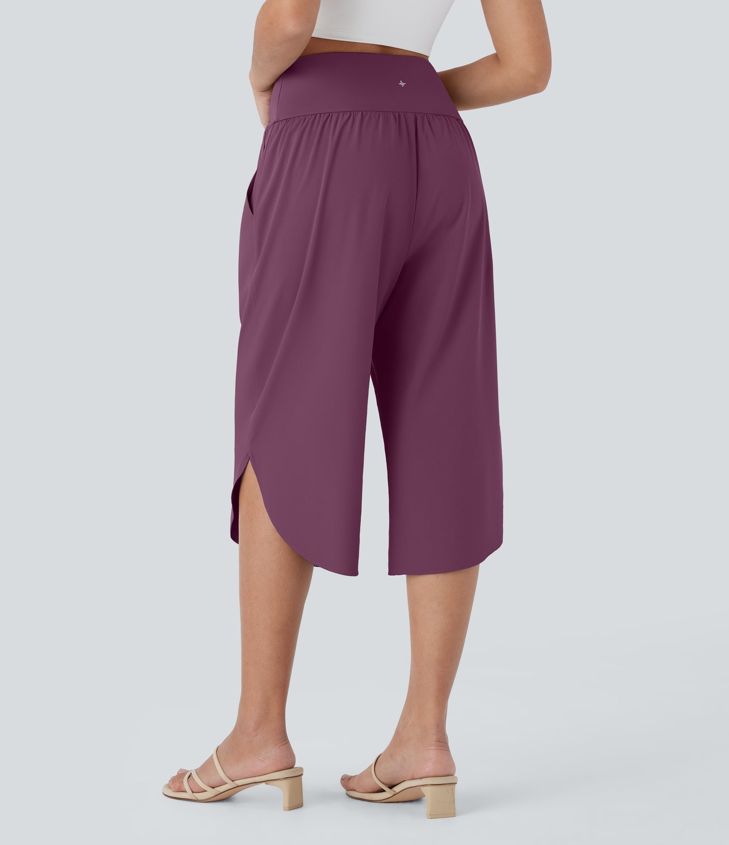 High Waisted Crossover Pocket Quick Dry Capri Pants
