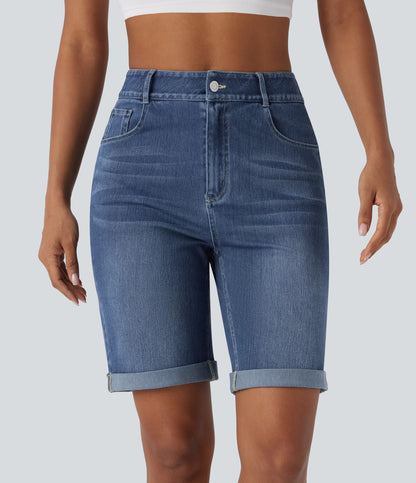 Lässige Bermuda-Shorts aus gewaschenem Denim mit hoch taillierten Taschen und gerolltem Saum