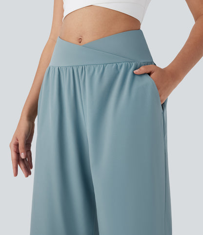 High Waisted Crossover Pocket Quick Dry Capri Pants