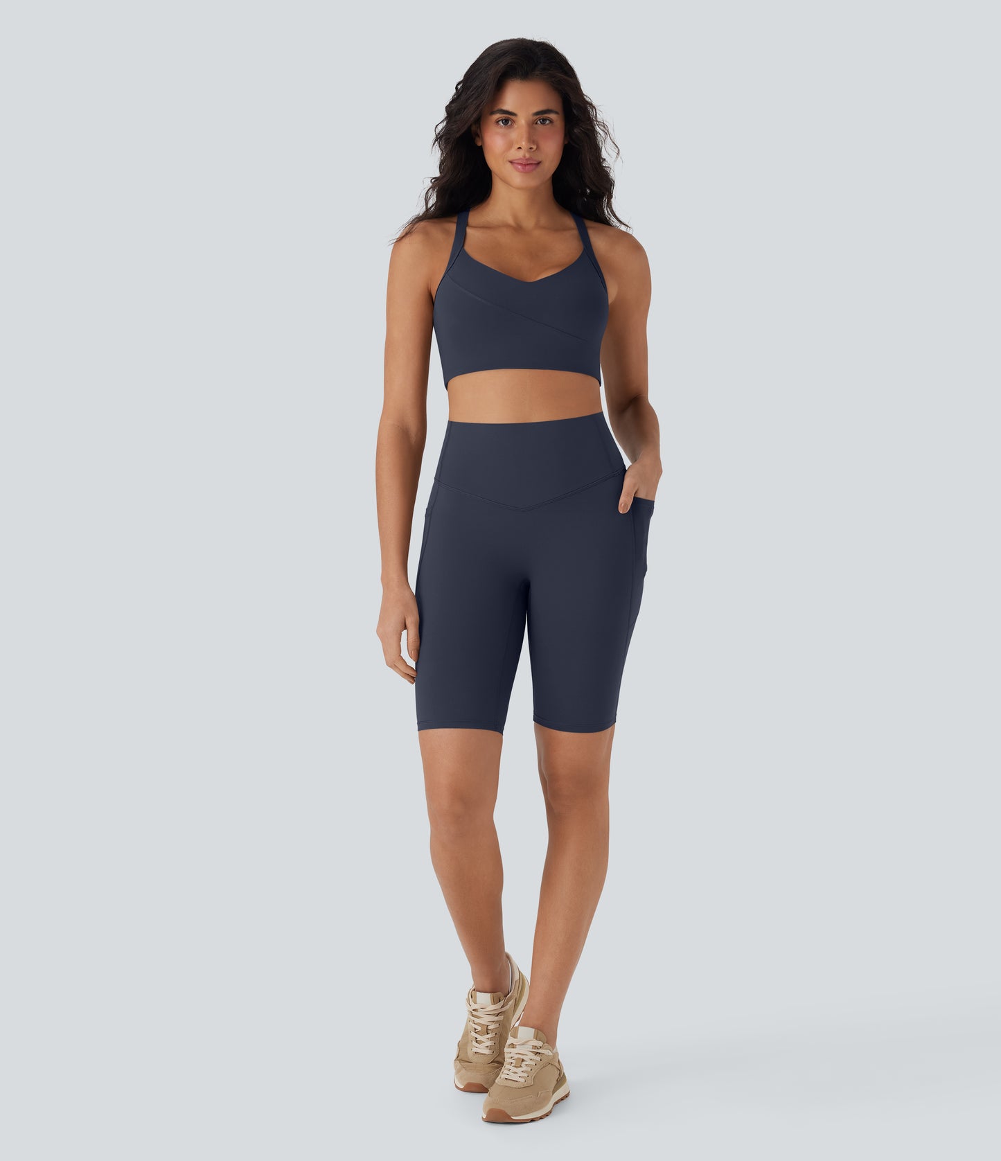 Short cycliste taille haute avec poches gainantes et effet gainant, 23 cm 