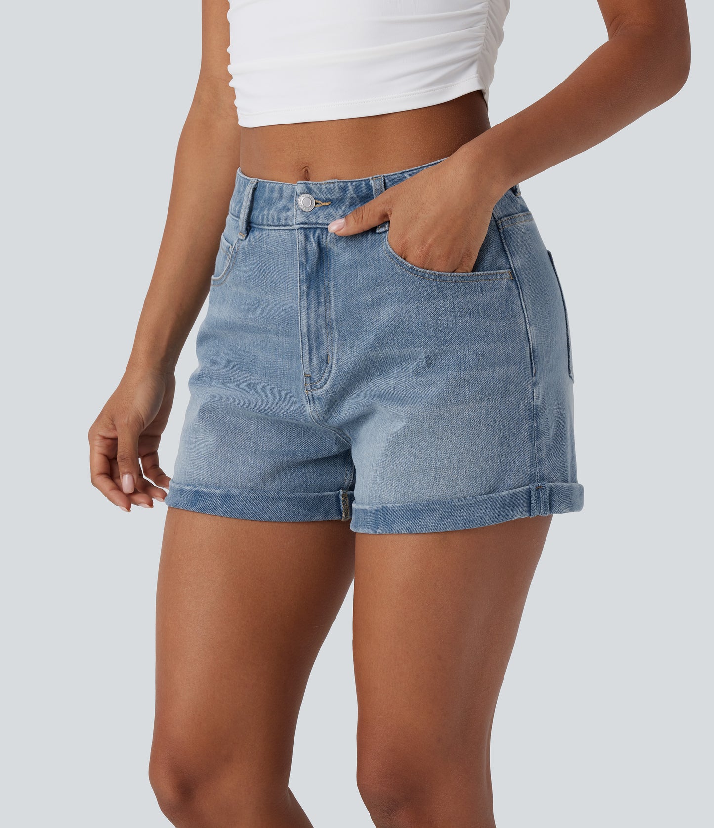 Mellomhøy midje med glidelåslommer og casual denimshorts 7,5 cm