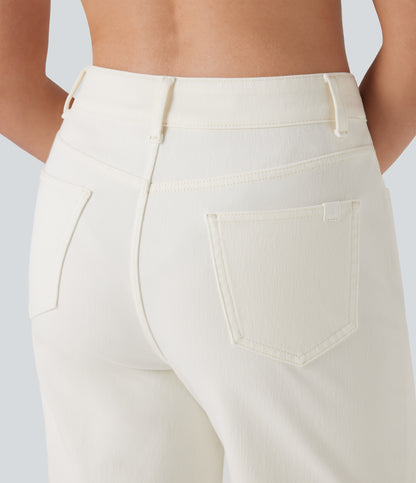 Lässige Bermuda-Shorts aus gewaschenem Denim mit hoch taillierten Taschen und gerolltem Saum