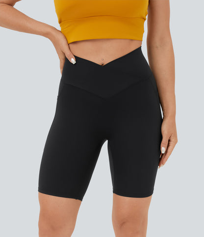 Høy midje, krysslommer i yoga-biker-shorts, 18 cm – UPF50+