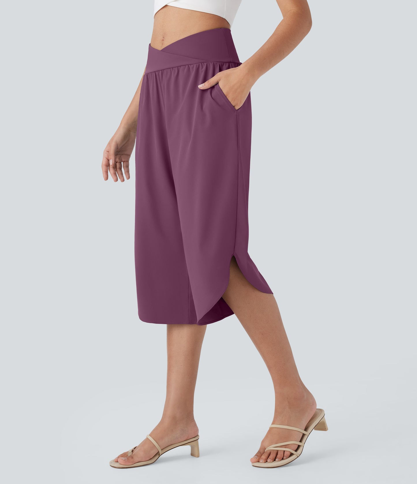 High Waisted Crossover Pocket Quick Dry Capri Pants
