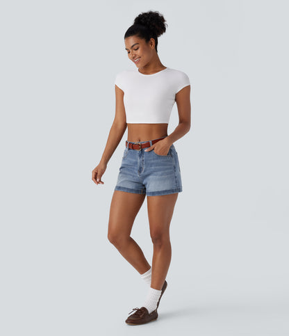 Mellomhøy midje med glidelåslommer og casual denimshorts 7,5 cm