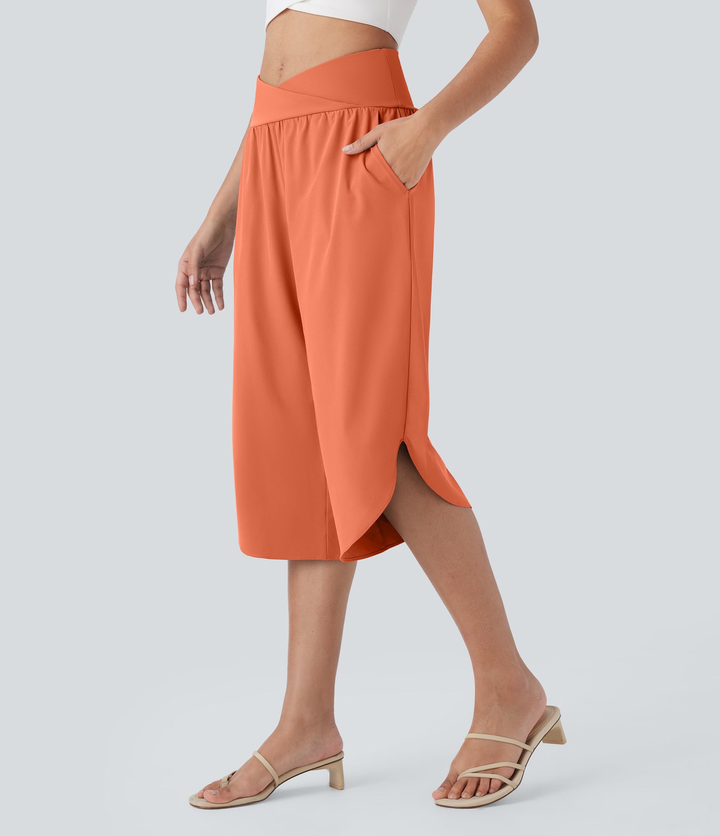 High Waisted Crossover Pocket Quick Dry Capri Pants
