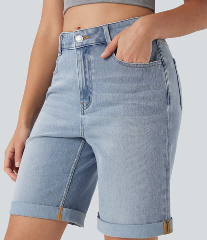 Lässige Bermuda-Shorts aus gewaschenem Denim mit hoch taillierten Taschen und gerolltem Saum