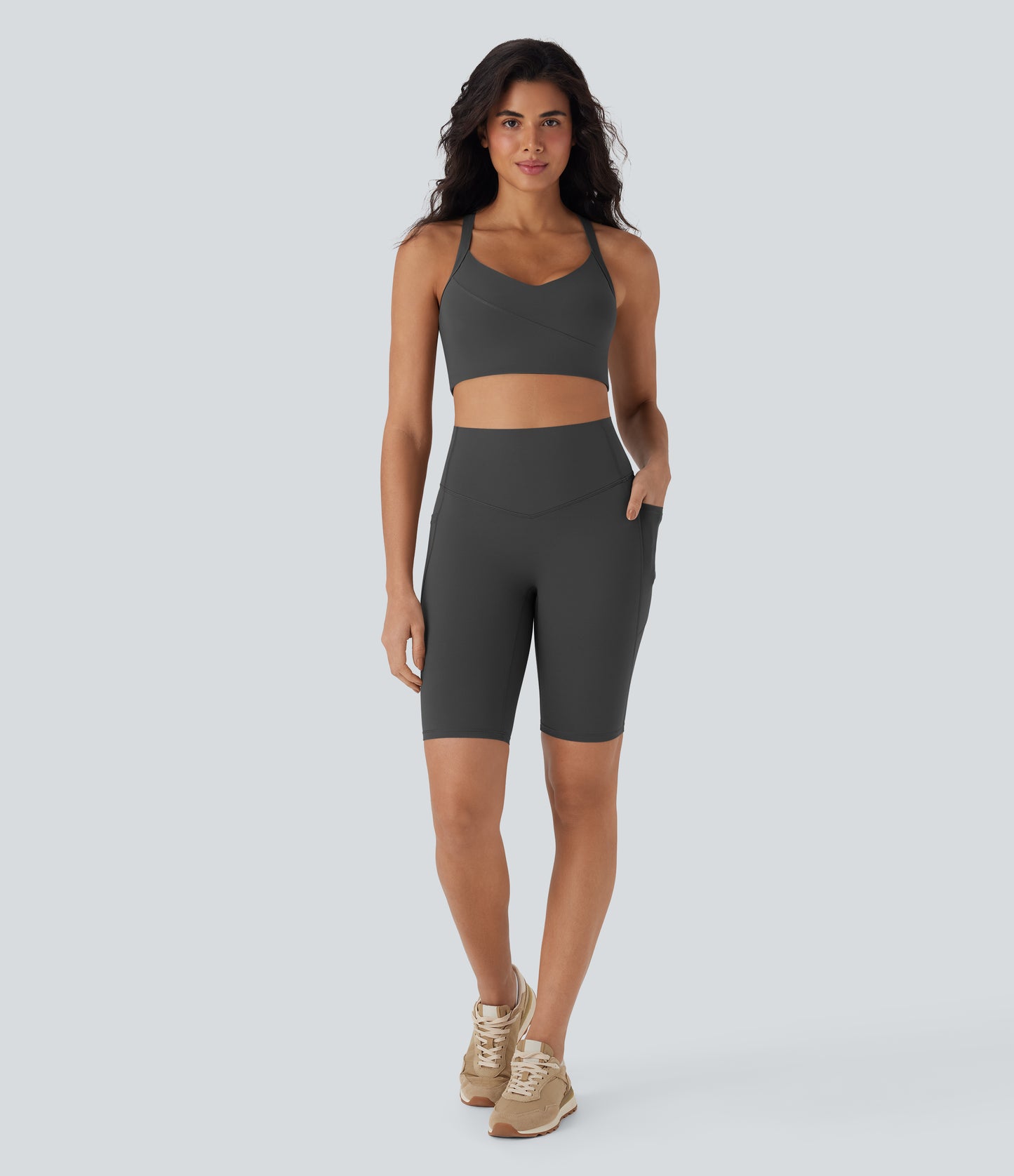 Short cycliste taille haute avec poches gainantes et effet gainant, 23 cm 