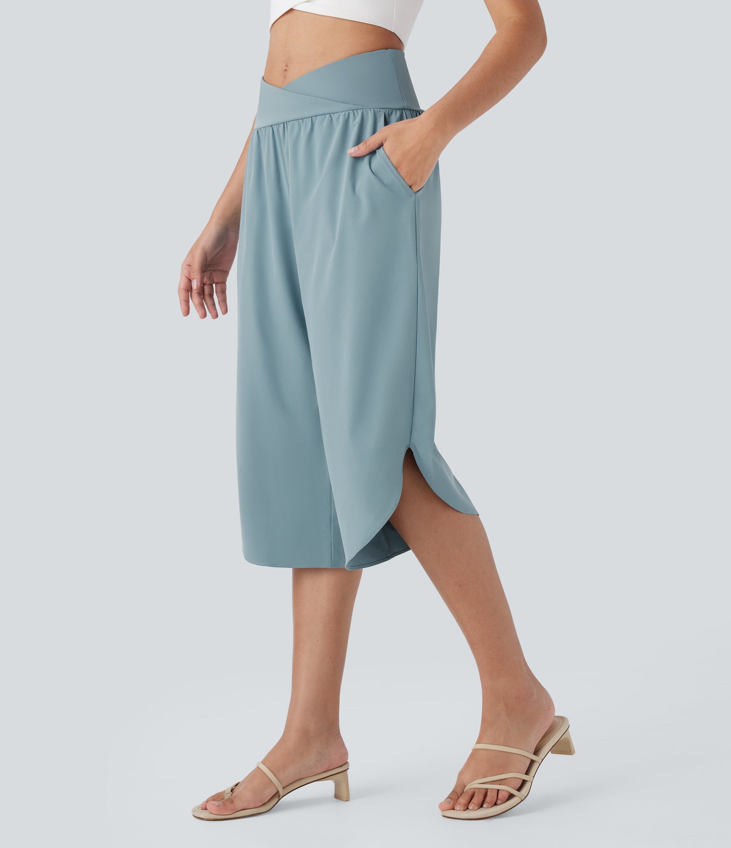 High Waisted Crossover Pocket Quick Dry Capri Pants