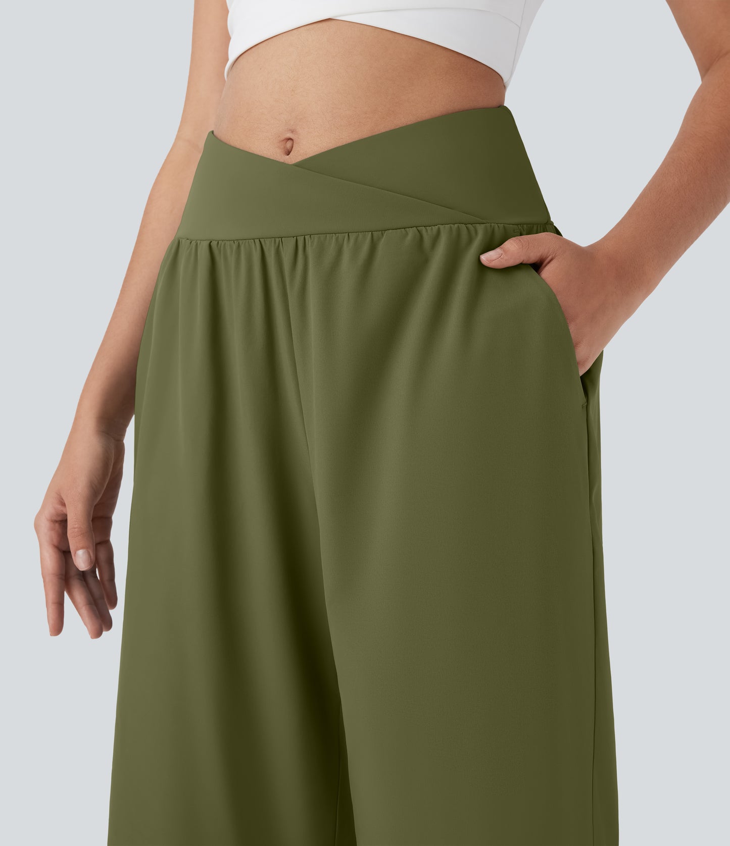 High Waisted Crossover Pocket Quick Dry Capri Pants